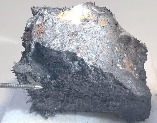 磁铁矿 – 地球のエネルギーを引き寄せる力強い鉱物