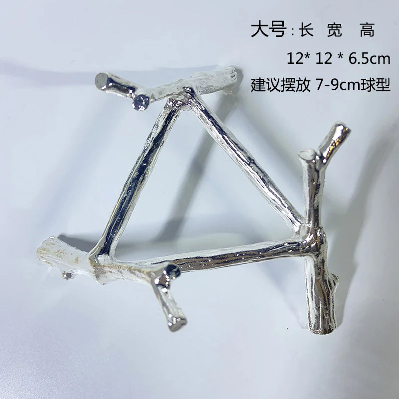 メタルトライアングルクリスタルスタンド - 幾何学的ボールホルダー&ディスプレイベース