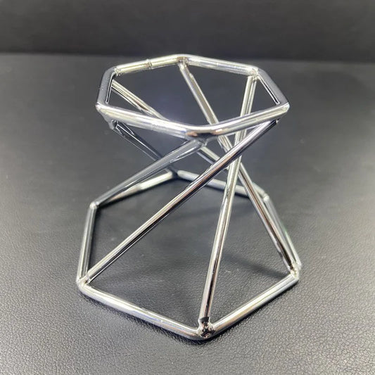 ローズゴールドクリスタルスタンド: ジオードホルダー&オーガナイザー