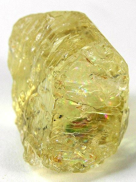 透長石（とうちょうせき）：透明感あふれる癒しの長石